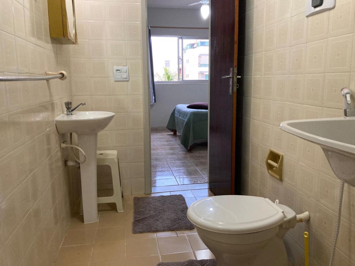 Apartamento Joneson Aluga Quitinete Próximo A Do Até 4 Pessoas